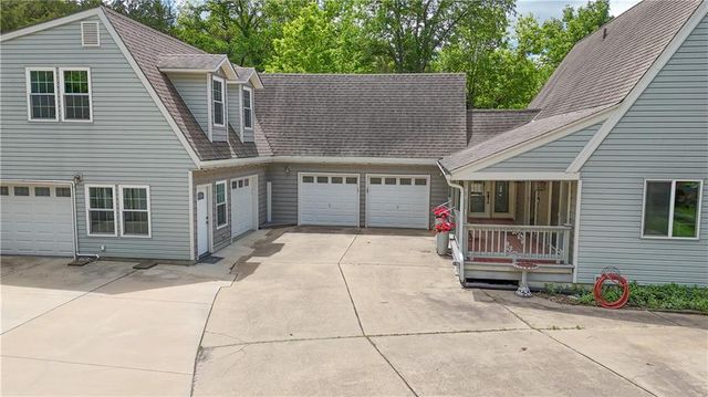 1040 S Wyckford Street, Olathe, KS 66061