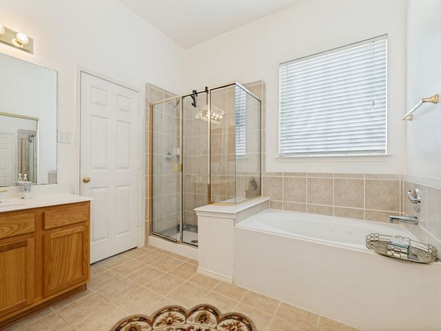 5913 Vineyard Lane, Mckinney, TX 75070