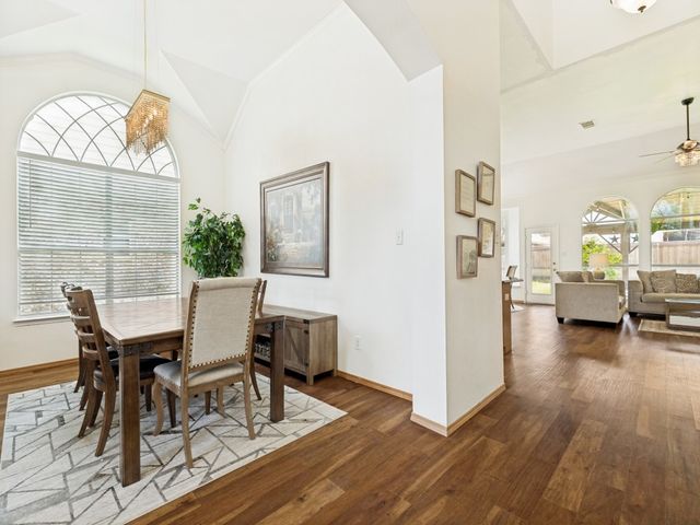 5913 Vineyard Lane, Mckinney, TX 75070