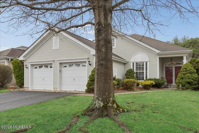 54 Silverside Road, Lakewood, NJ 08701