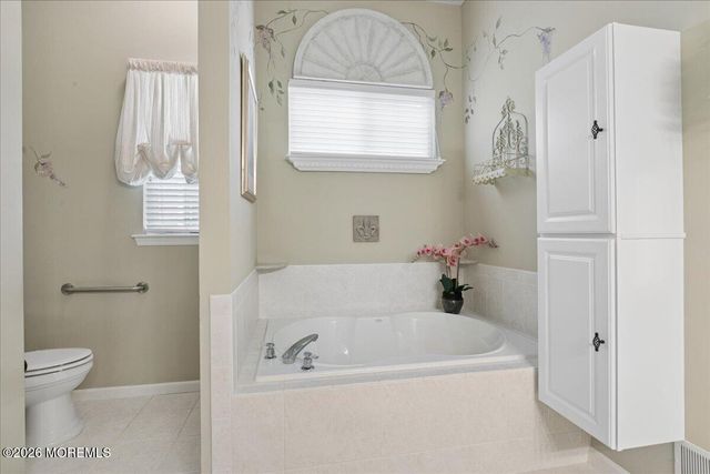 54 Silverside Road, Lakewood, NJ 08701