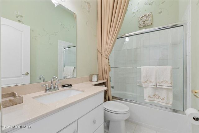 54 Silverside Road, Lakewood, NJ 08701