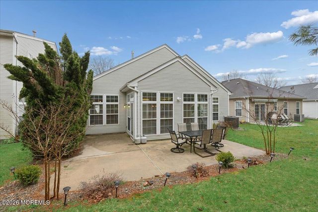 54 Silverside Road, Lakewood, NJ 08701