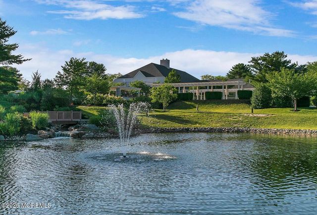 54 Silverside Road, Lakewood, NJ 08701