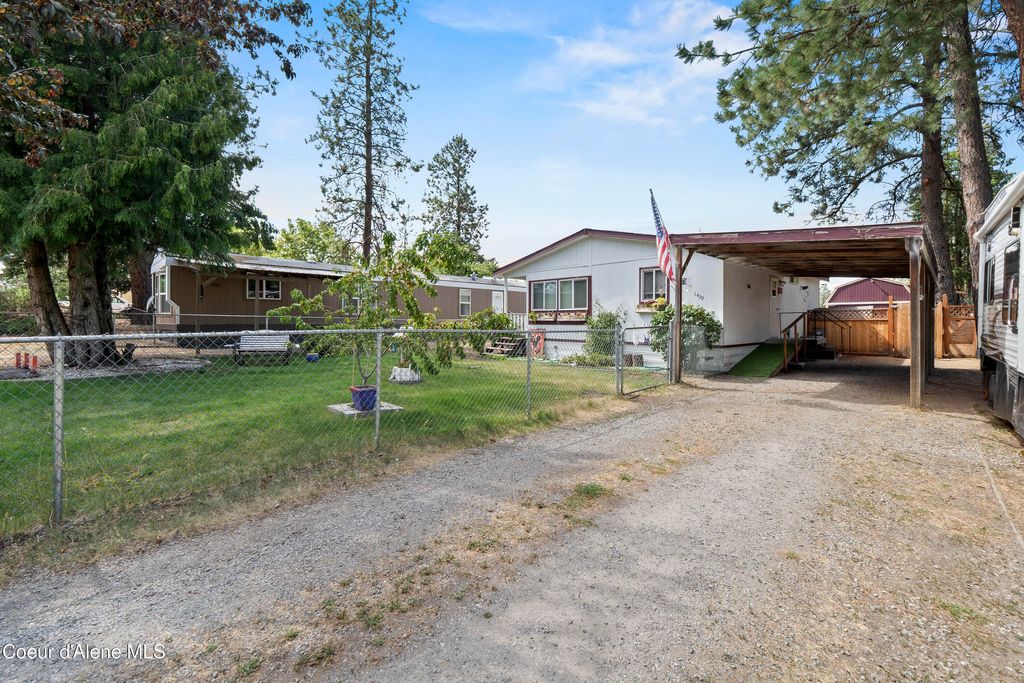 1439 W CABOOSE CT, Post Falls, ID 83854