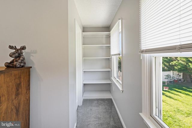 12 DOVER PL, Swedesboro, NJ 08085