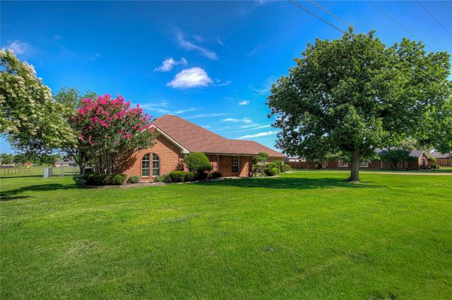11252 Jennifer Circle, Forney, TX 75126