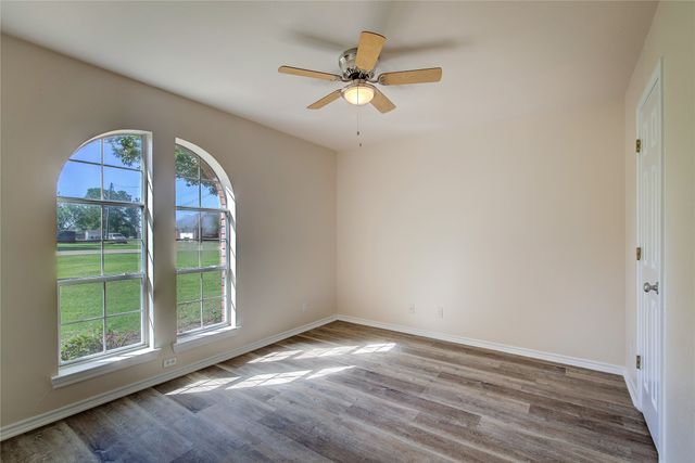 11252 Jennifer Circle, Forney, TX 75126