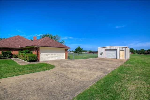 11252 Jennifer Circle, Forney, TX 75126