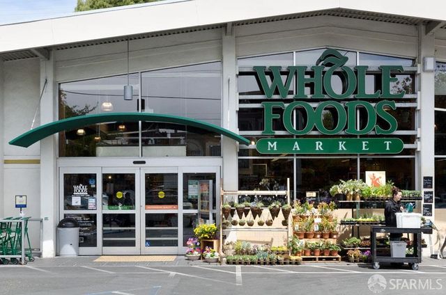 133 Vicksburg Street, San Francisco, CA 94114