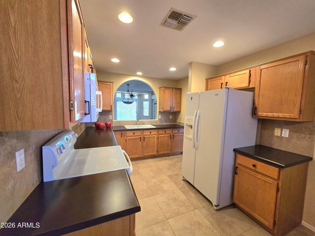 16654 E WESTBY Drive A, Fountain Hills, AZ 85268