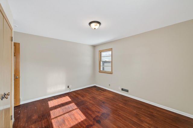 6330 Perry Avenue N, Brooklyn Center, MN 55429