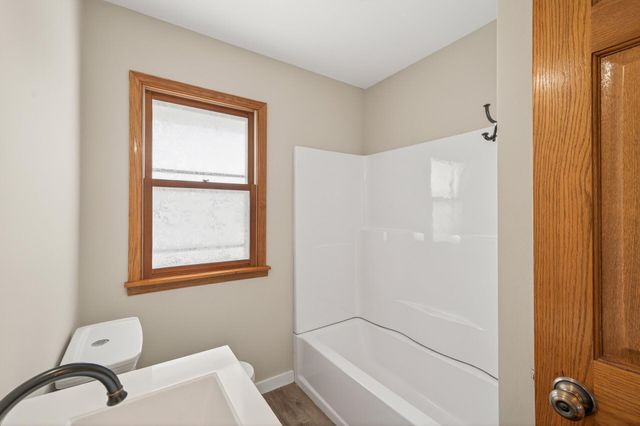 6330 Perry Avenue N, Brooklyn Center, MN 55429