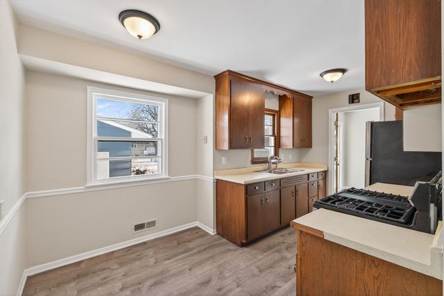 6330 Perry Avenue N, Brooklyn Center, MN 55429