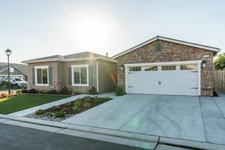 1797 Clearwater Street, Tulare, CA 93274