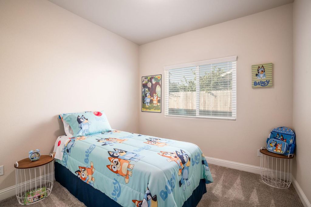 Image 16 of property listing at 1797 Clearwater Street, Tulare, CA 93274