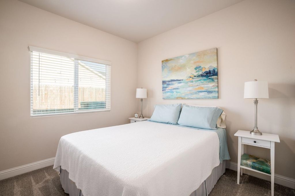 Image 17 of property listing at 1797 Clearwater Street, Tulare, CA 93274