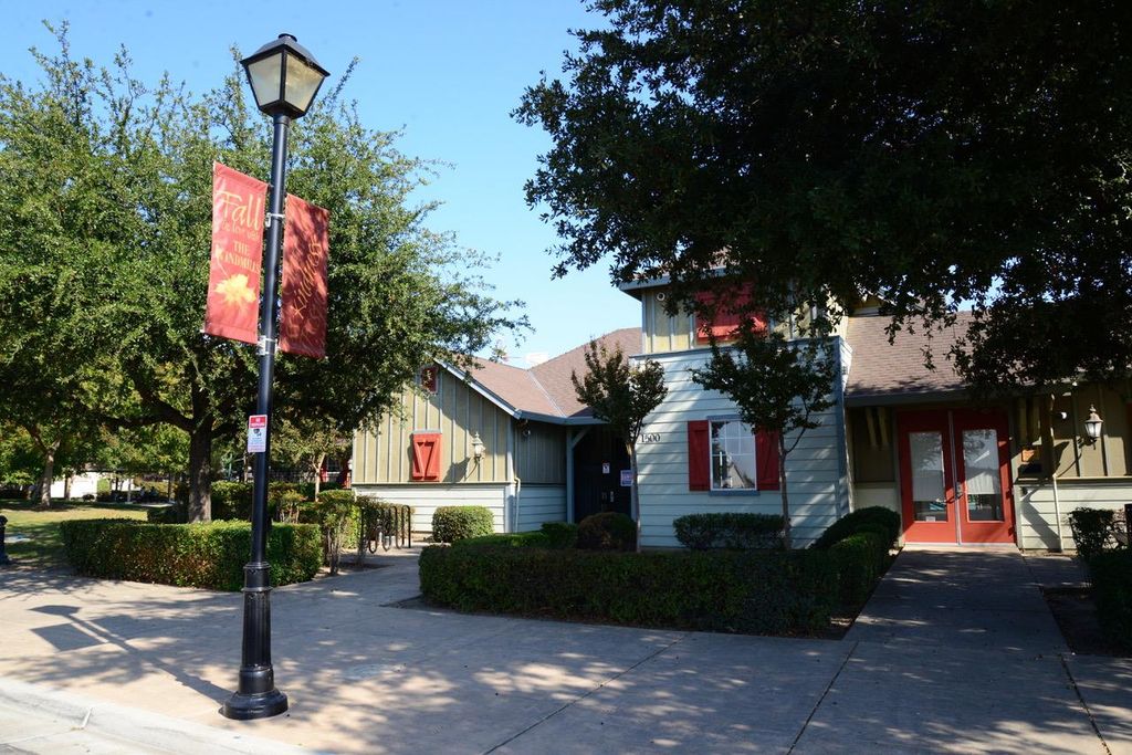 Image 47 of property listing at 1797 Clearwater Street, Tulare, CA 93274