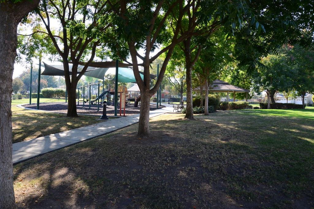 Image 53 of property listing at 1797 Clearwater Street, Tulare, CA 93274