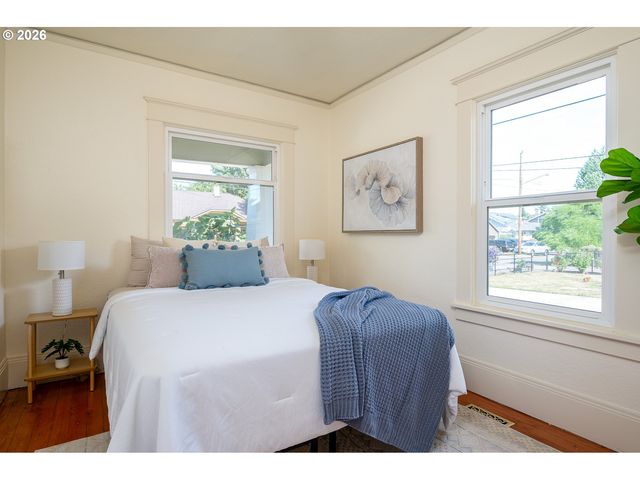 4930 Se 75TH Ave, Portland, OR 97206
