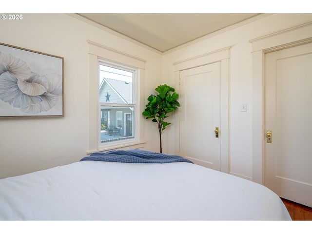 4930 Se 75TH Ave, Portland, OR 97206