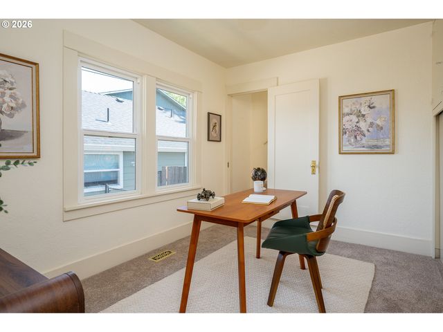 4930 Se 75TH Ave, Portland, OR 97206