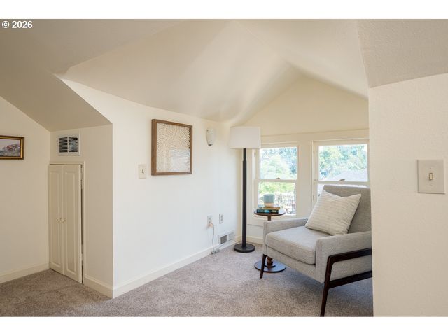 4930 Se 75TH Ave, Portland, OR 97206