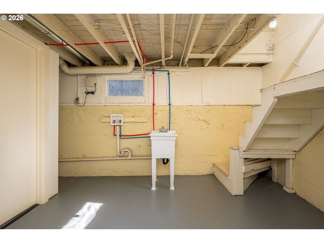 4930 Se 75TH Ave, Portland, OR 97206