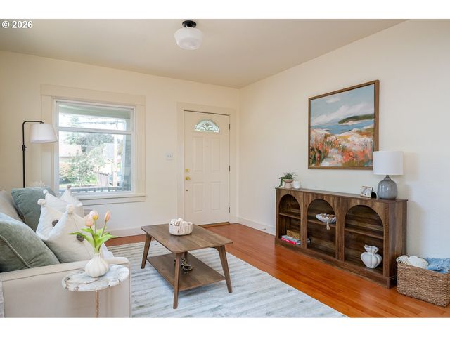 4930 Se 75TH Ave, Portland, OR 97206