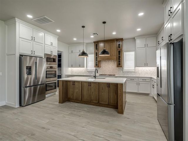 6305 NW 153rd Street, Edmond, OK 73013