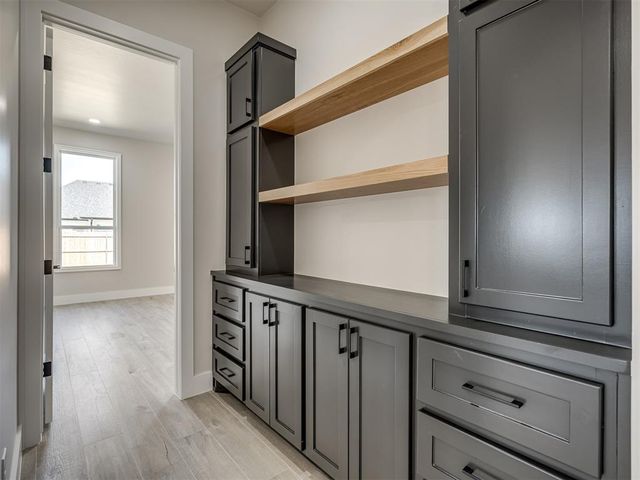 6305 NW 153rd Street, Edmond, OK 73013