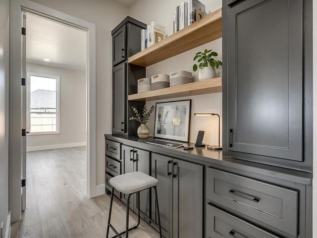 6305 NW 153rd Street, Edmond, OK 73013