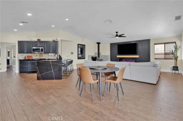 13330 Paraiso Road, Apple Valley, CA 92308