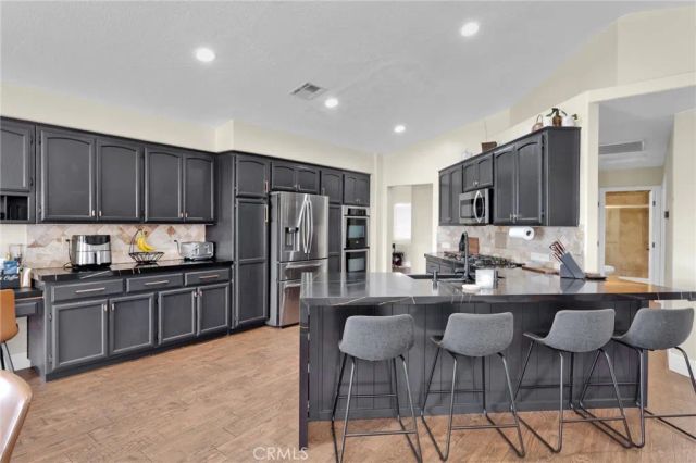 13330 Paraiso Road, Apple Valley, CA 92308