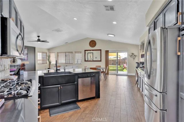 13330 Paraiso Road, Apple Valley, CA 92308
