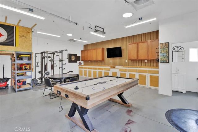 13330 Paraiso Road, Apple Valley, CA 92308
