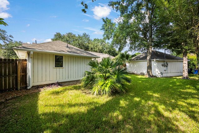 12523 Honeywood Trail, Houston, TX 77077