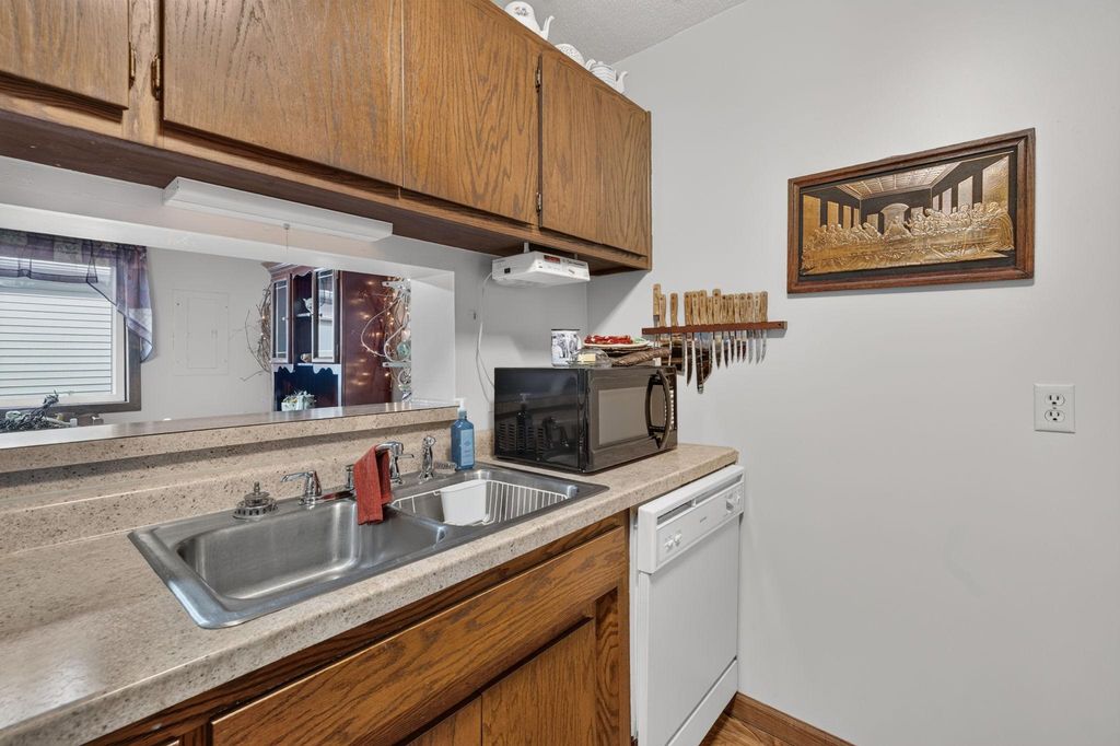 39208-39214 Grand Avenue, North Branch, MN 55056 — photo 5