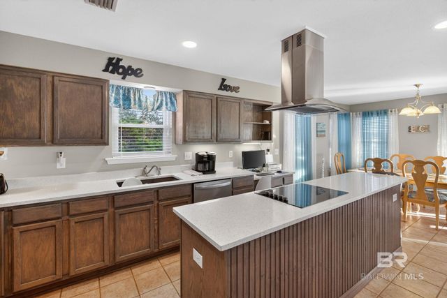 6552 Palmetto Drive, Gulf Shores, AL 36542