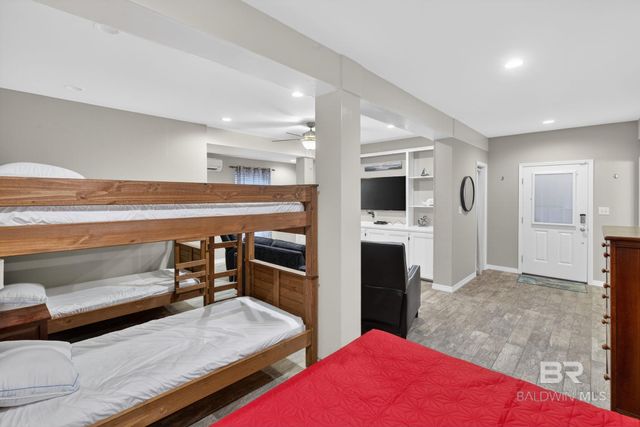 6552 Palmetto Drive, Gulf Shores, AL 36542