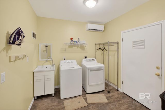 6552 Palmetto Drive, Gulf Shores, AL 36542