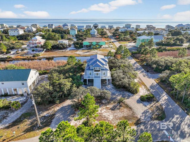 6552 Palmetto Drive, Gulf Shores, AL 36542