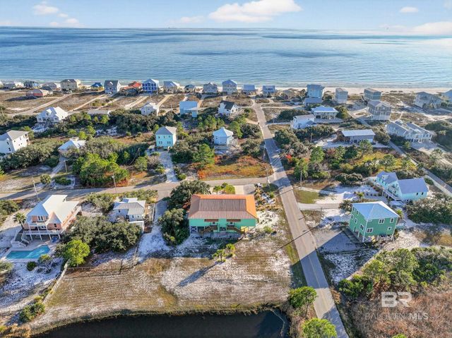 6552 Palmetto Drive, Gulf Shores, AL 36542