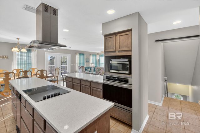 6552 Palmetto Drive, Gulf Shores, AL 36542