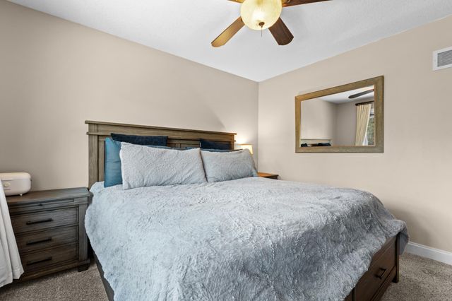 1715 35th Street NE, Rochester, MN 55906