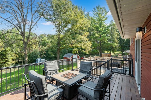 1715 35th Street NE, Rochester, MN 55906