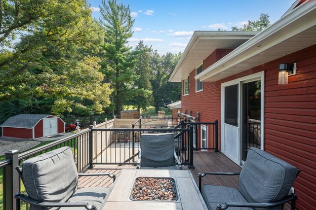 1715 35th Street NE, Rochester, MN 55906