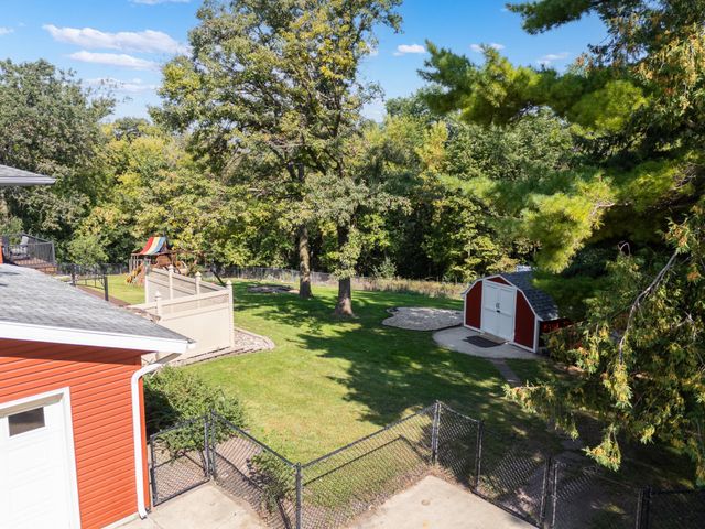 1715 35th Street NE, Rochester, MN 55906