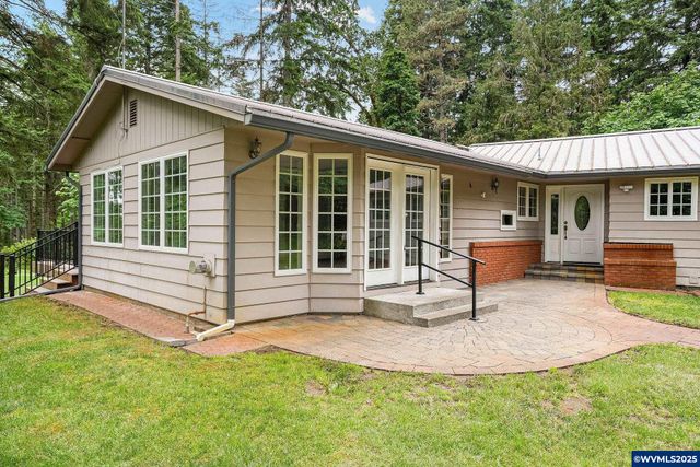 7678 Pine Tree Ln SE, Turner, OR 97392