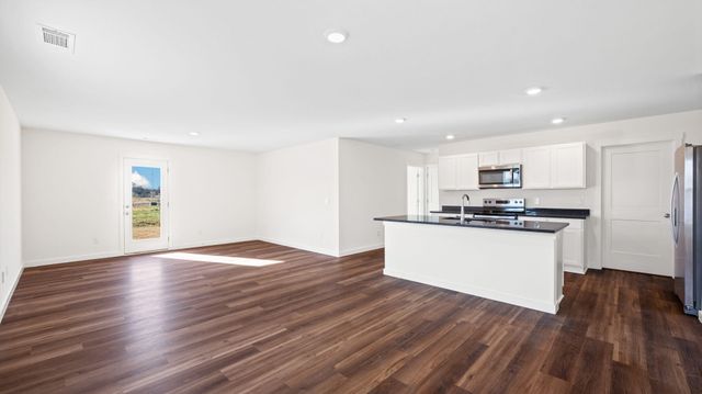 170 Evergreen Circle, Rossville, GA 30741